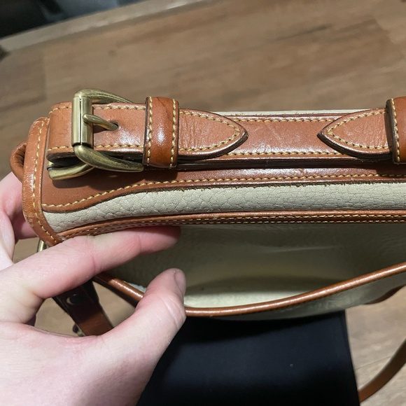 Vintage Dooney and Bourke Crossbody Leather Purse - Picture 2 of 8